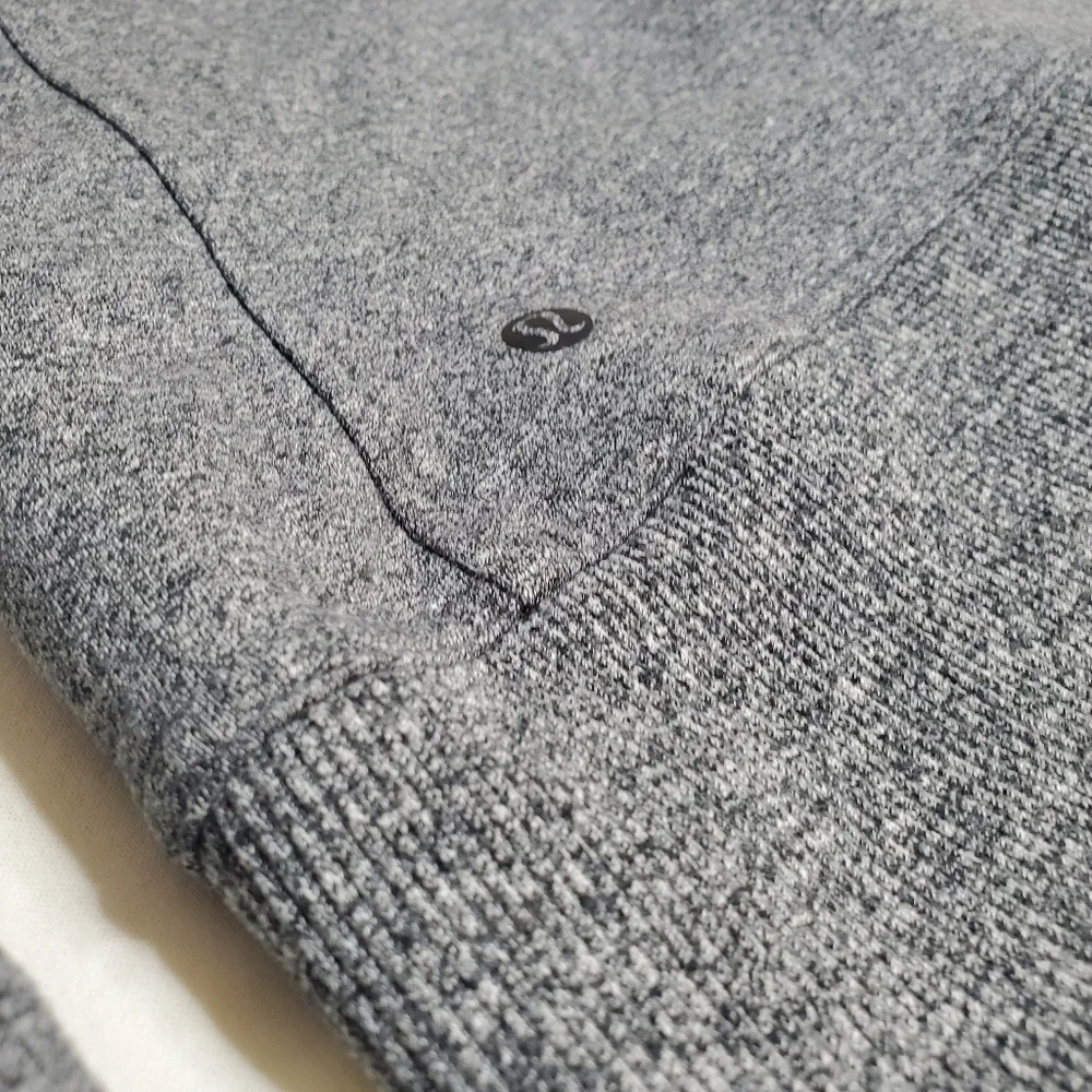 Lululemon Women's Zipup Hoodie - Picture 10 of 11